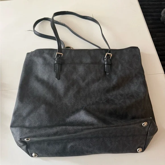 Michael Kors Black Large Signature Jet Set Tote Shoulder Bag - Picture 2 of 6